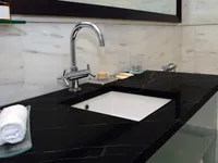 Кварцевый агломерат Negro Marquina